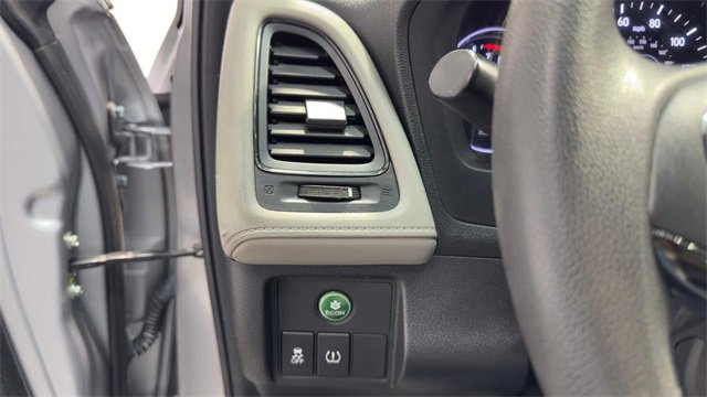 Used 2022 Honda HR-V LX image 28