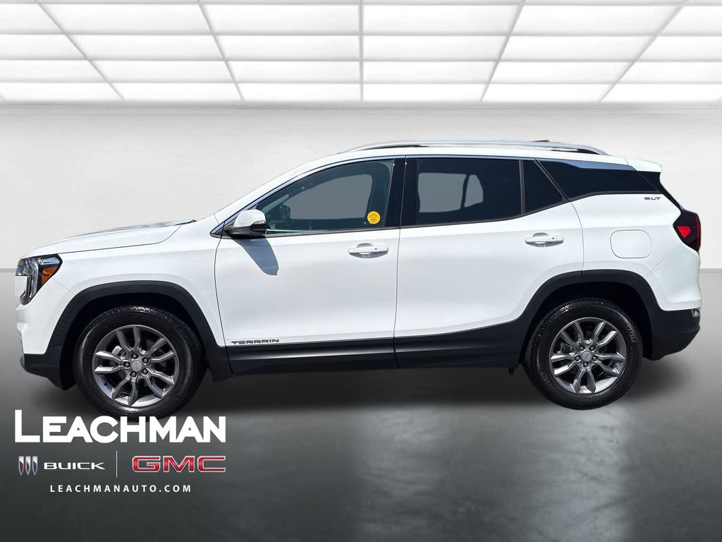 Used 2024 GMC Terrain SLT w/ Infotainment Package II AWD/4WD image 8