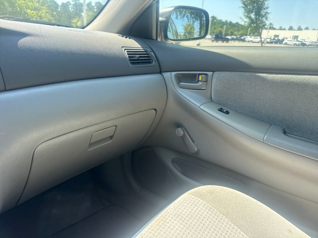 Used 2005 Toyota Corolla FWD image 17