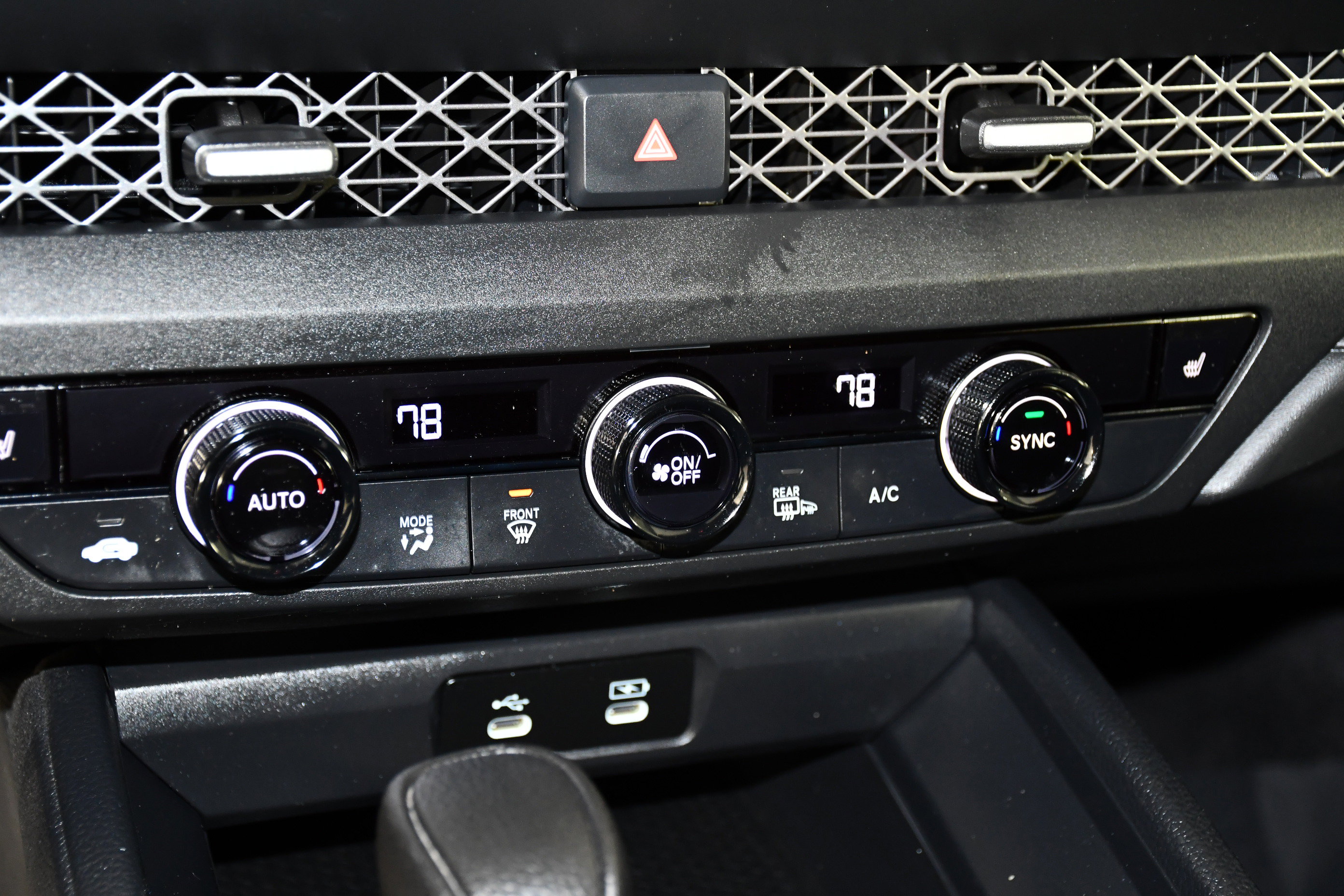 Certified 2024 Honda Accord EX image 28