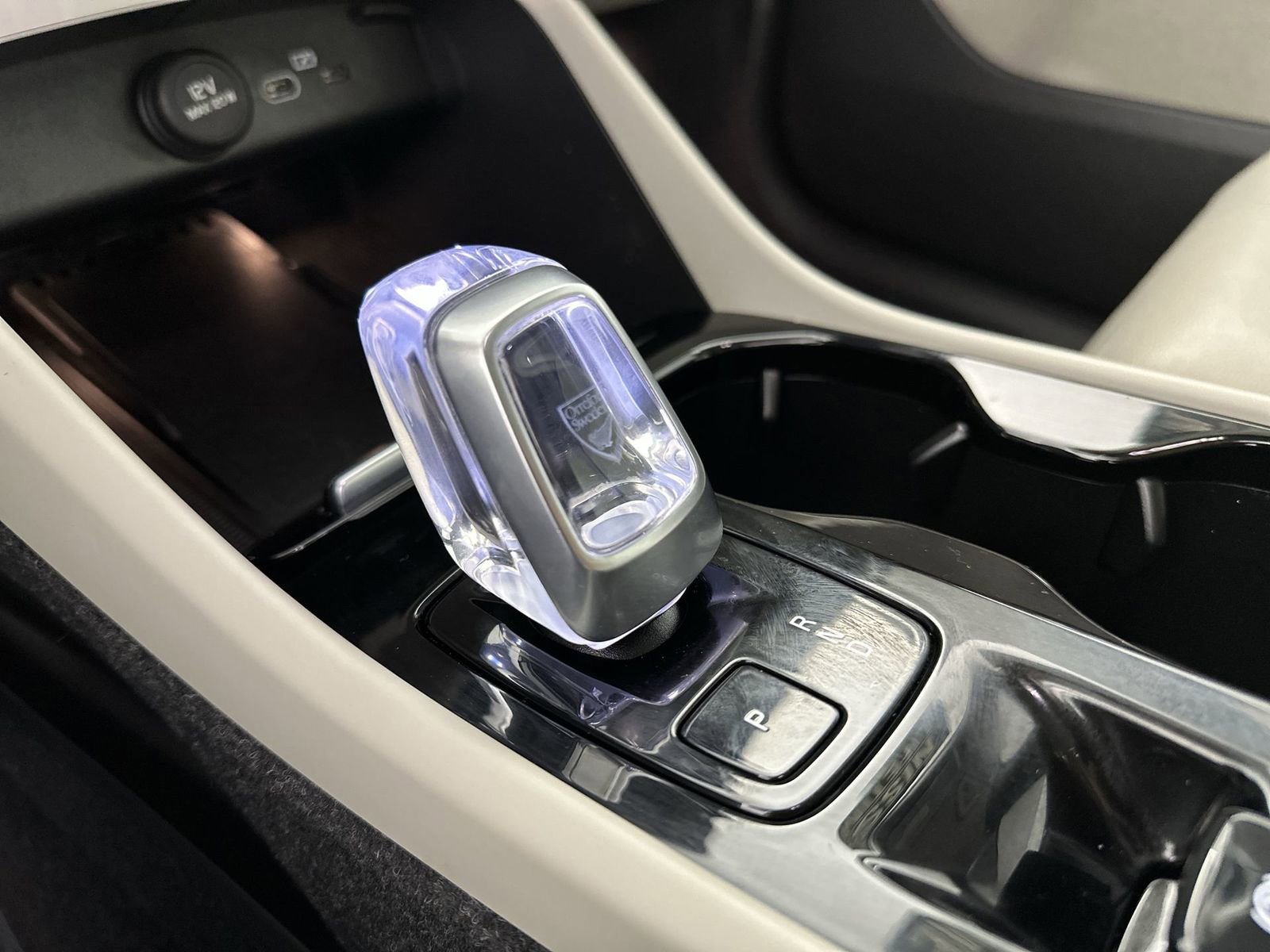 Used 2023 Volvo XC40 B5 Plus w/ Protection Package Premier image 20