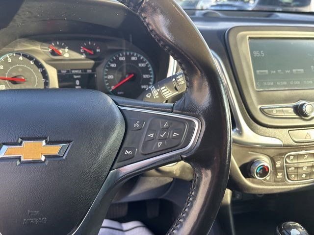 Used 2018 Chevrolet Equinox LT image 18