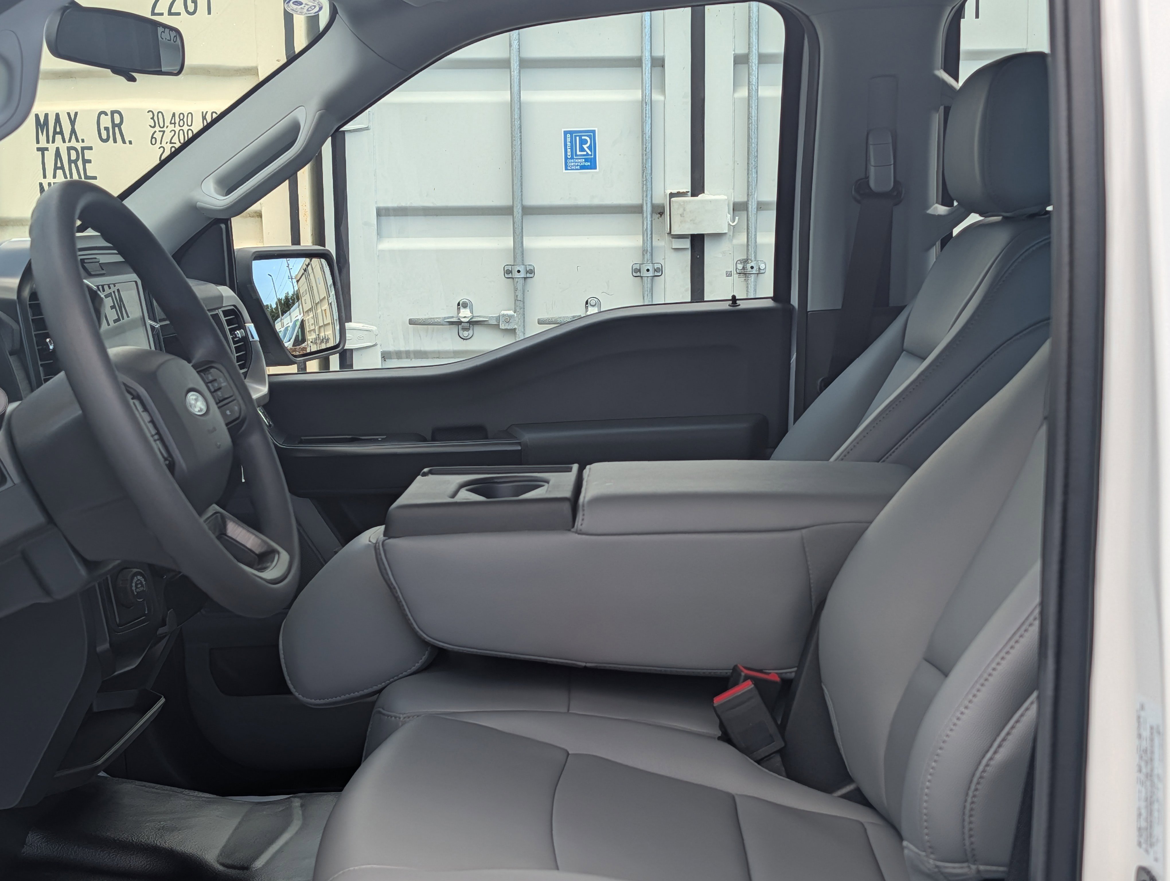 New 2026 Ford F150 XL w/ Tow/Haul Package RWD image 21