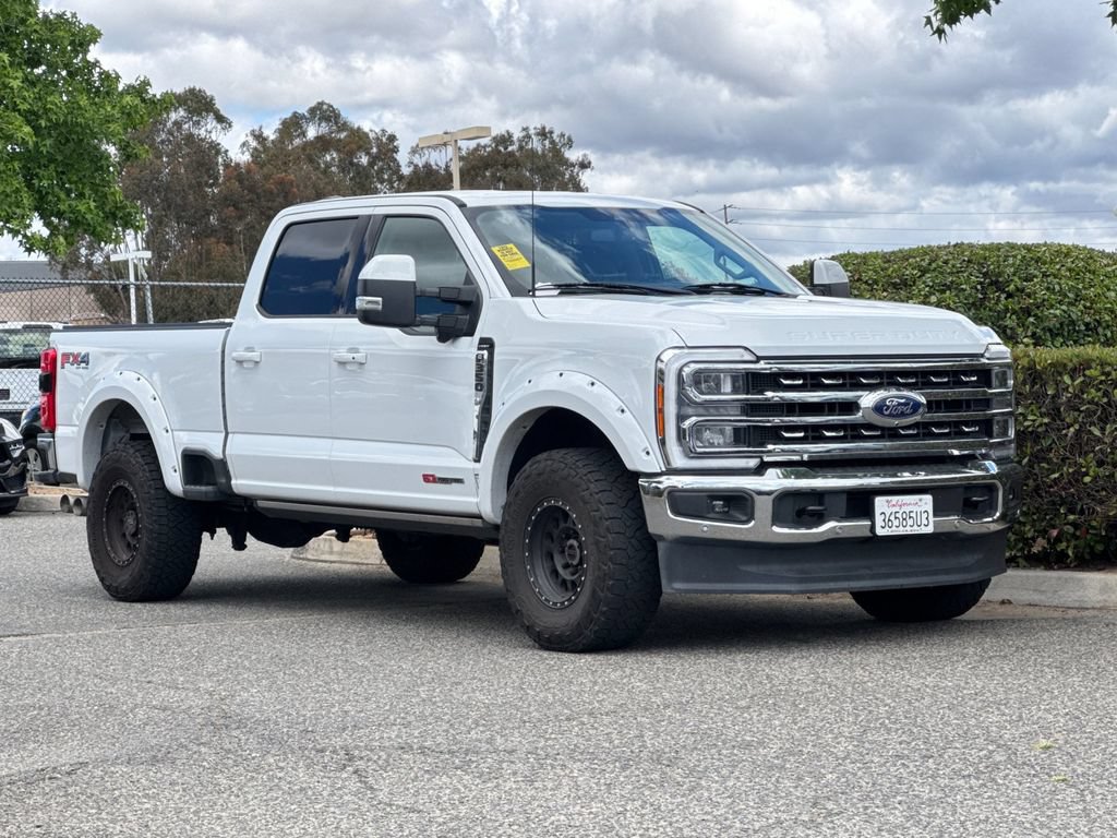 Used 2023 Ford F350 Lariat w/ Lariat Ultimate Package AWD/4WD image 9