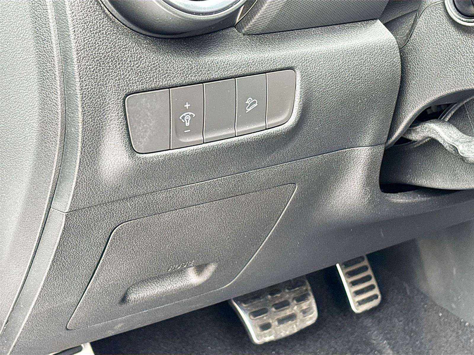 Used 2022 Hyundai Kona N FWD image 10