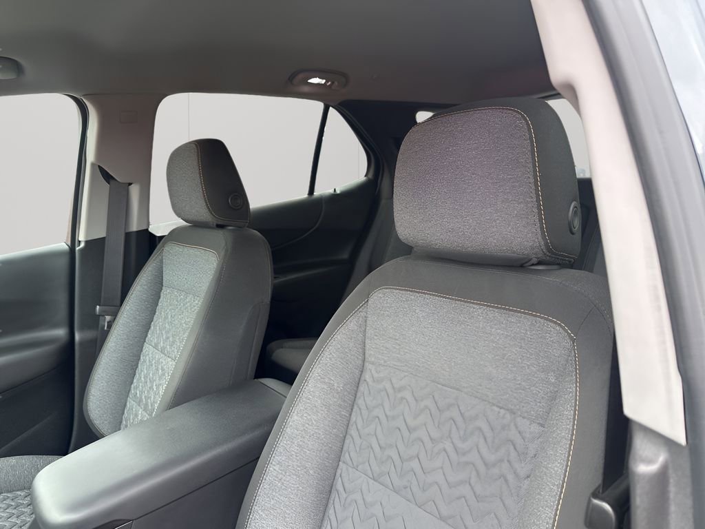 Used 2023 Chevrolet Equinox LT image 27