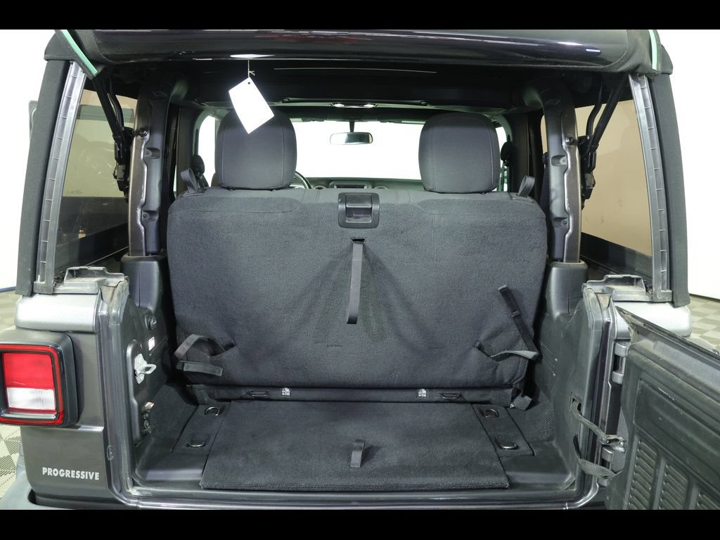Used 2021 Jeep Wrangler Sport AWD/4WD image 9