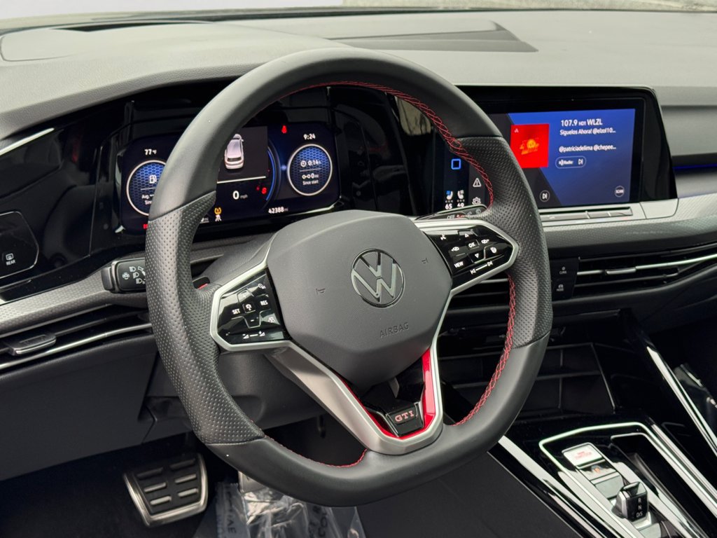 Used 2023 Volkswagen GTI Autobahn FWD image 20