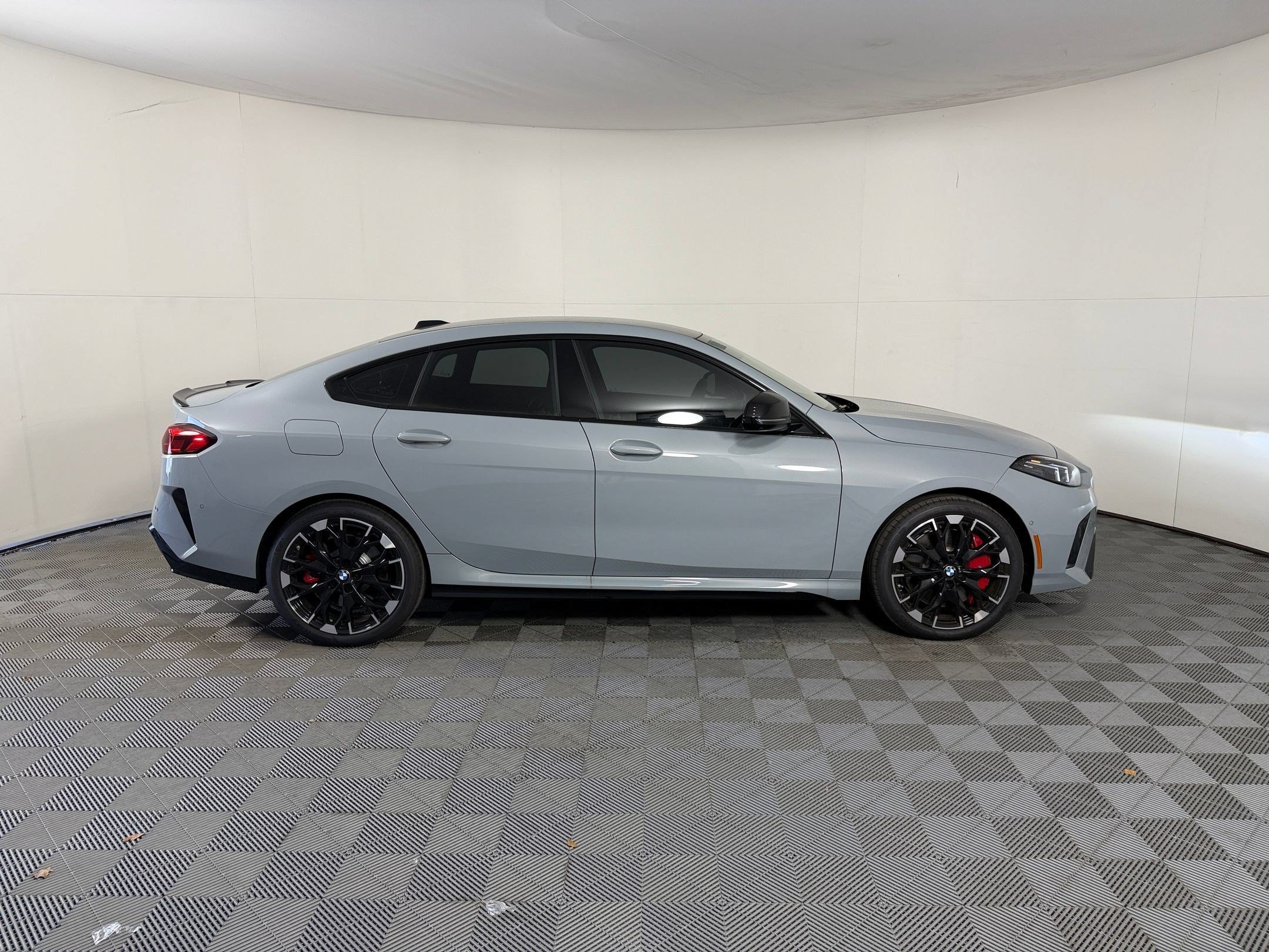 Used 2026 BMW M235i xDrive w/ Technology Package AWD/4WD image 8