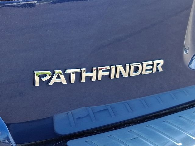 Used 2017 Nissan Pathfinder SV w/ Cargo Package AWD/4WD image 10