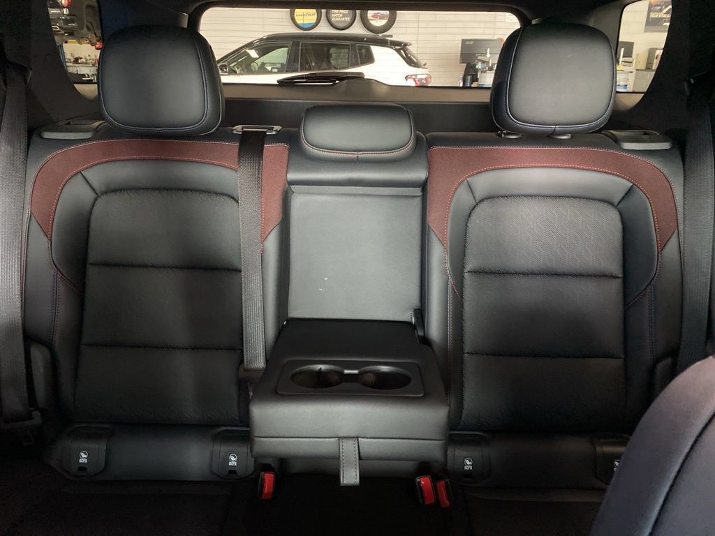 New 2026 Chevrolet Equinox RS w/ Convenience Package III AWD/4WD image 13