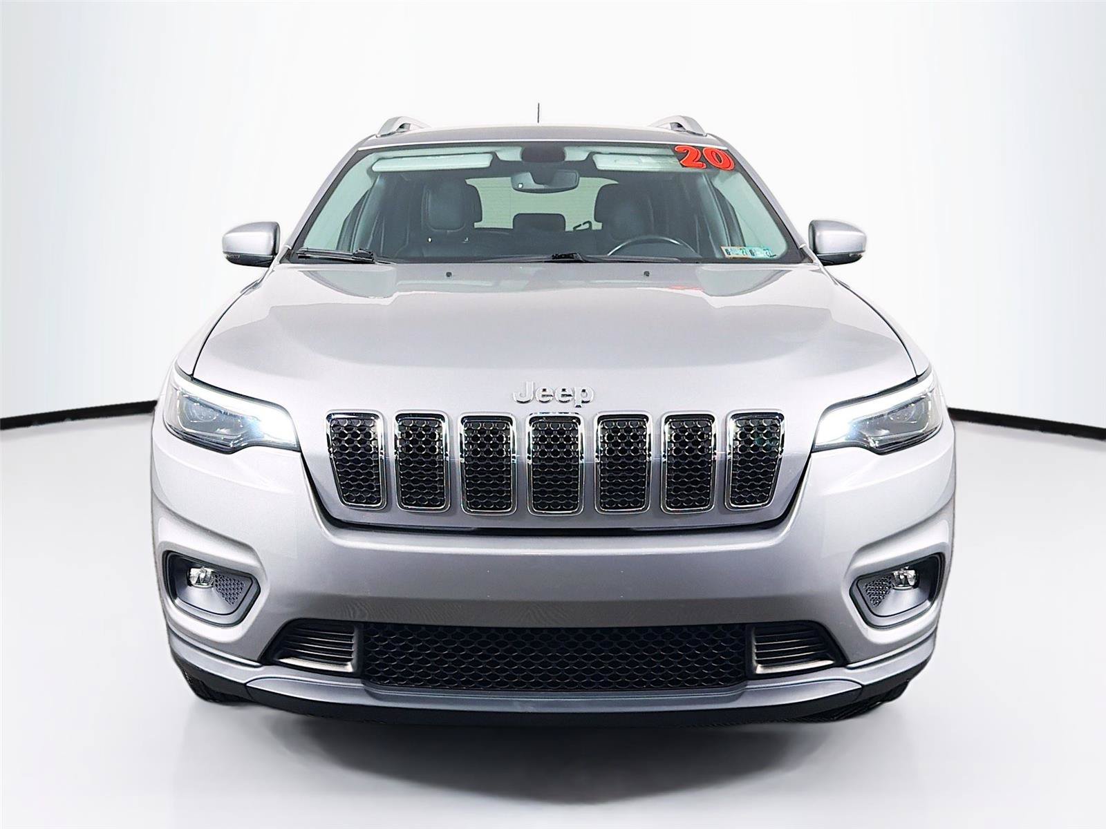 Used 2020 Jeep Cherokee Latitude Plus w/ Comfort/Convenience Group AWD/4WD image 6