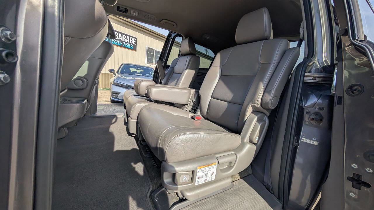 Used 2016 Honda Odyssey Touring Elite image 10
