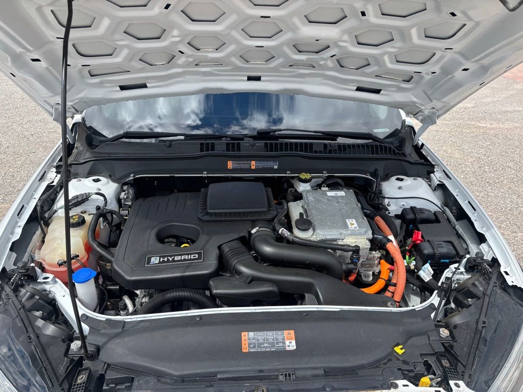 Used 2019 Ford Fusion SE FWD image 24