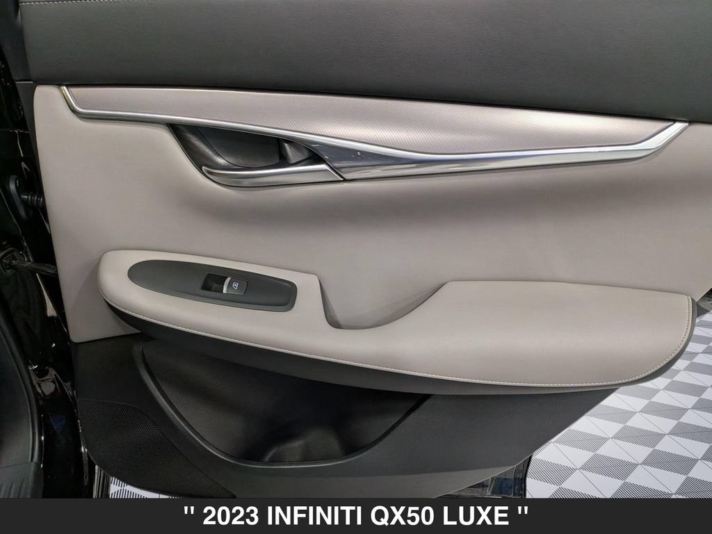 Used 2023 INFINITI QX50 Luxe AWD/4WD image 30