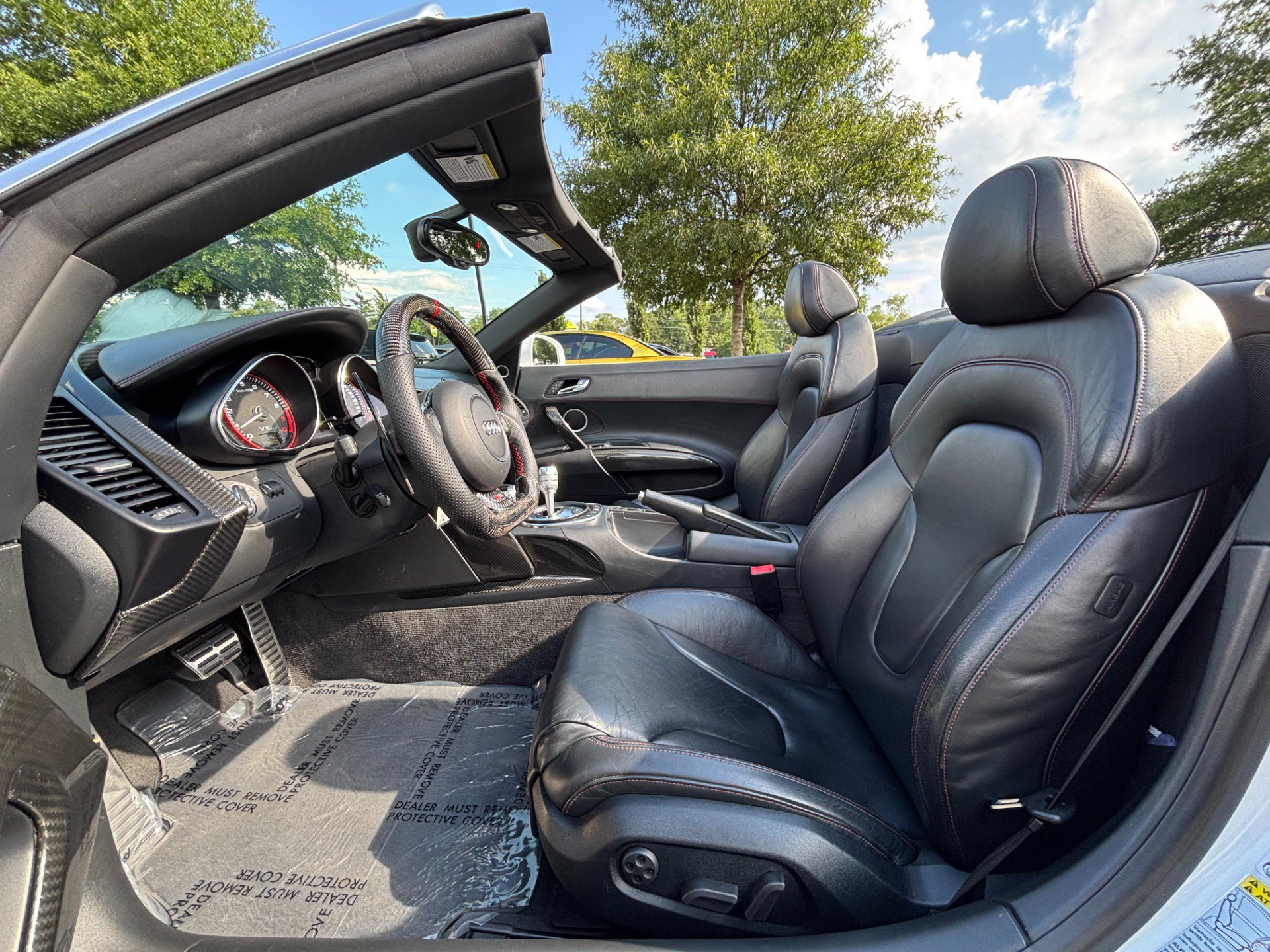 Used 2011 Audi R8 V10 AWD/4WD image 35