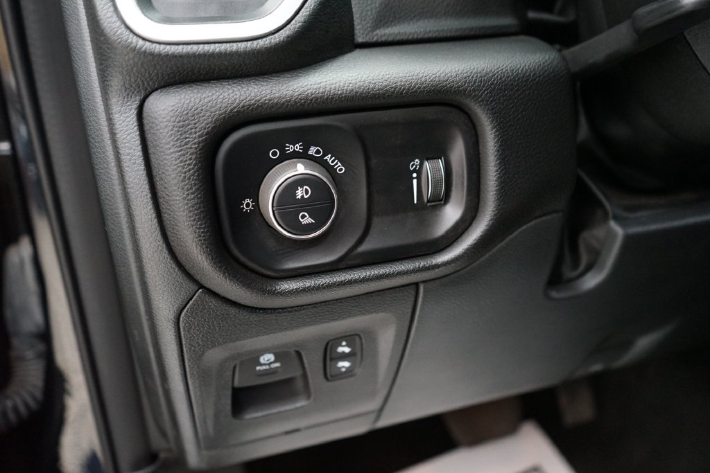 Used 2022 RAM 1500 Big Horn AWD/4WD image 27