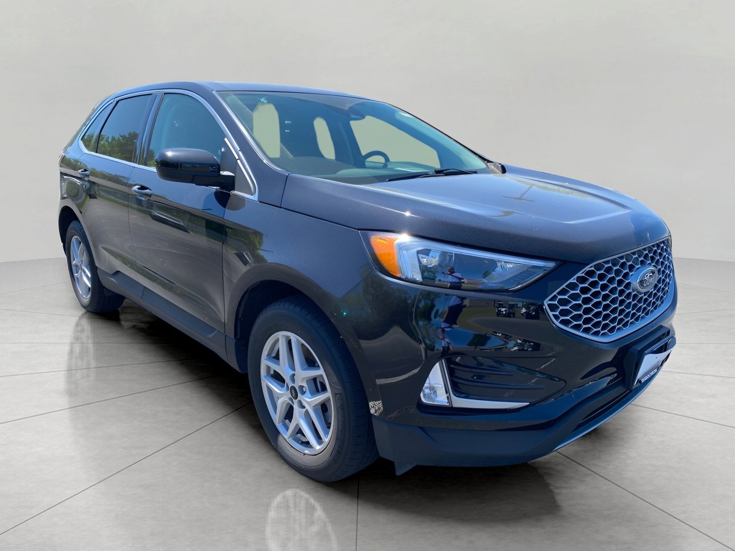 Used 2024 Ford Edge SEL w/ Convenience Package