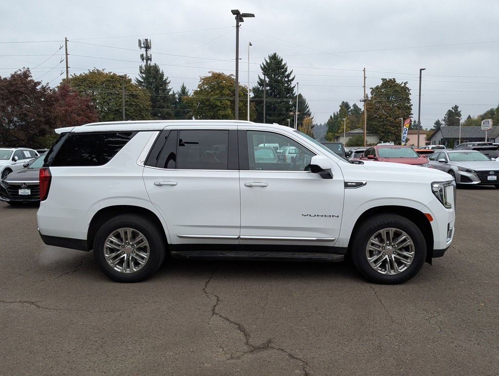 Used 2023 GMC Yukon SLT image 6