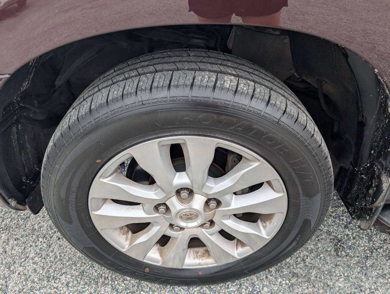 Used 2014 Toyota Sequoia Platinum RWD image 11