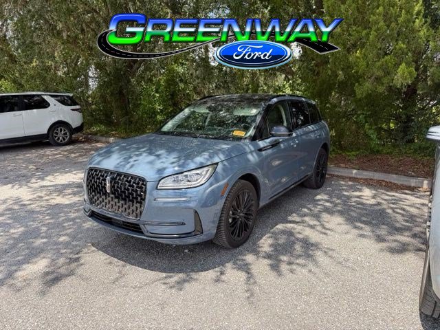 Used 2024 Lincoln Corsair Reserve w/ Equipment Group 201A AWD/4WD image 1