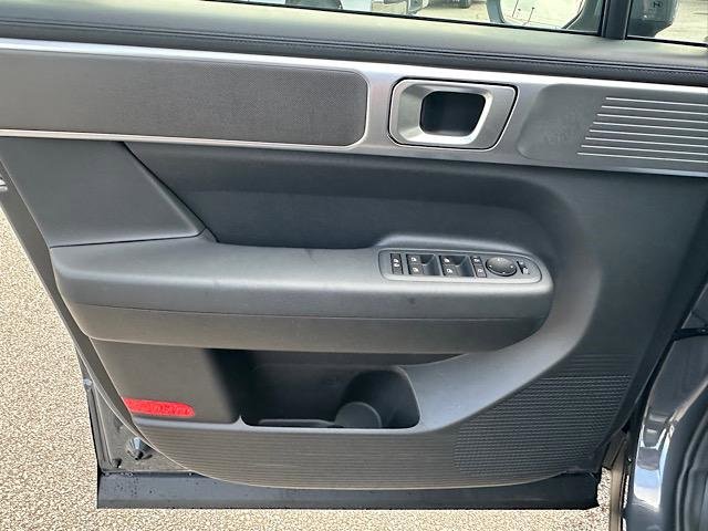 New 2026 Hyundai Santa Fe SE image 9