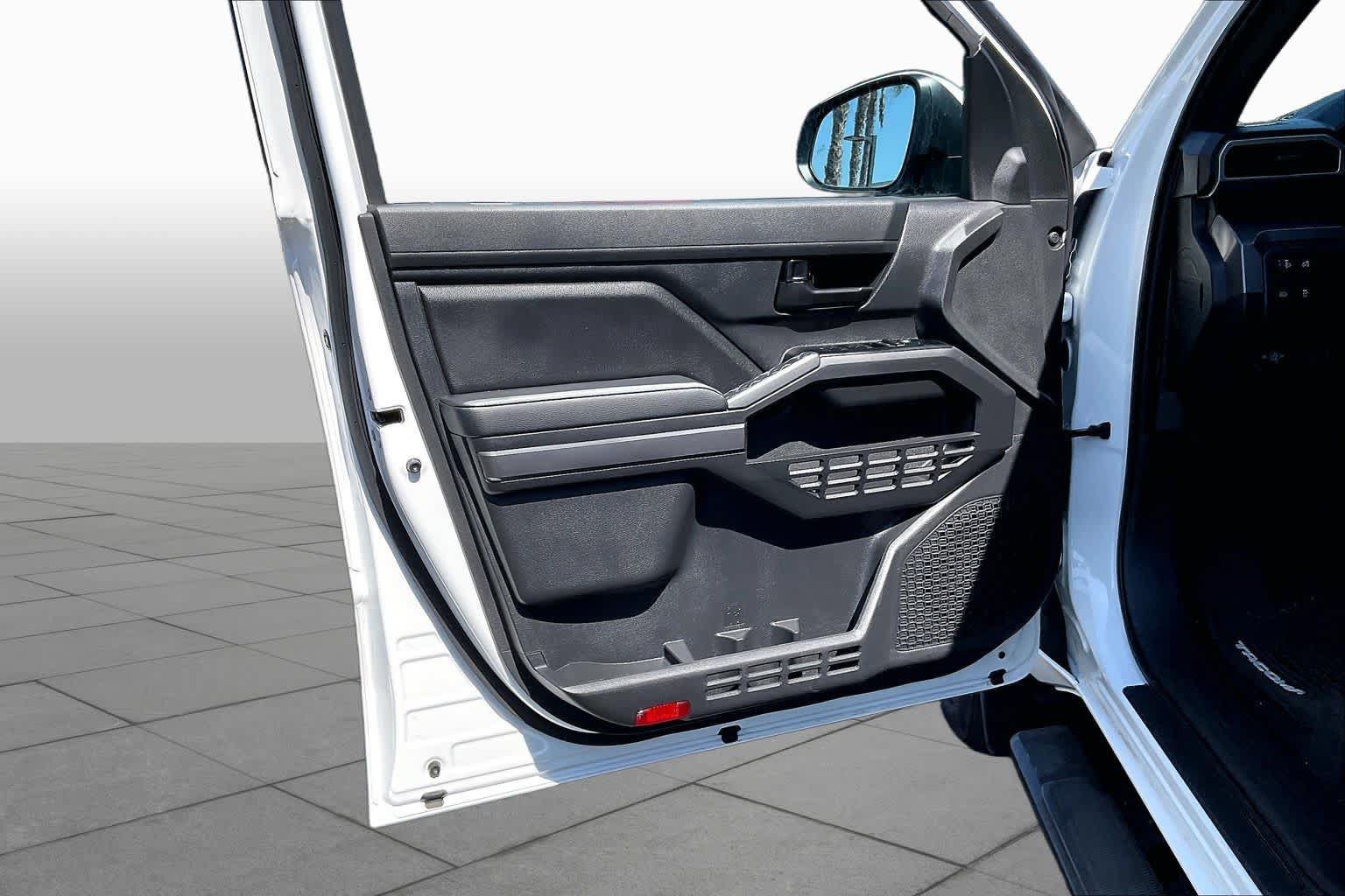 Certified 2026 Toyota Tacoma SR5 RWD image 20