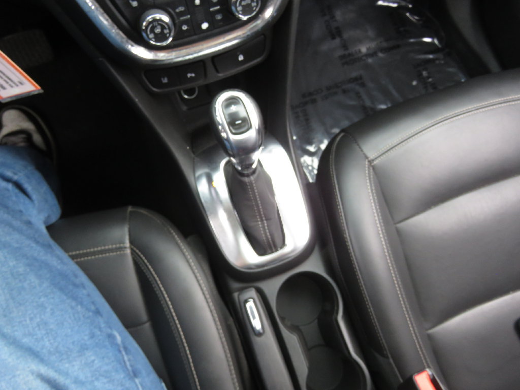Used 2014 Buick Encore Premium AWD/4WD image 23