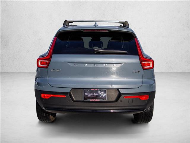Used 2023 Volvo XC40 B5 Ultimate w/ Protection Package Premier image 6
