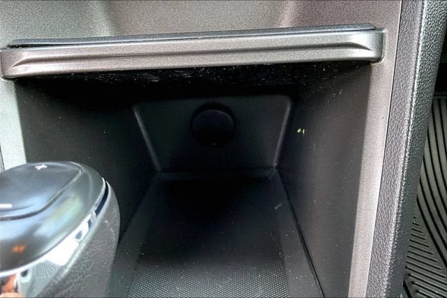 Used 2017 Chevrolet Equinox LT w/ Convenience Package FWD image 24