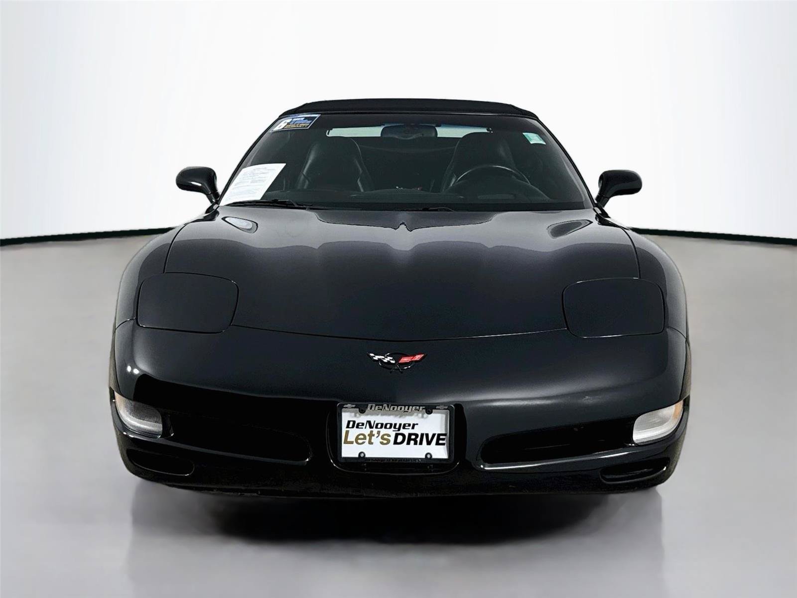Used 2004 Chevrolet Corvette Convertible w/ Preferred Equipment Group RWD image 4