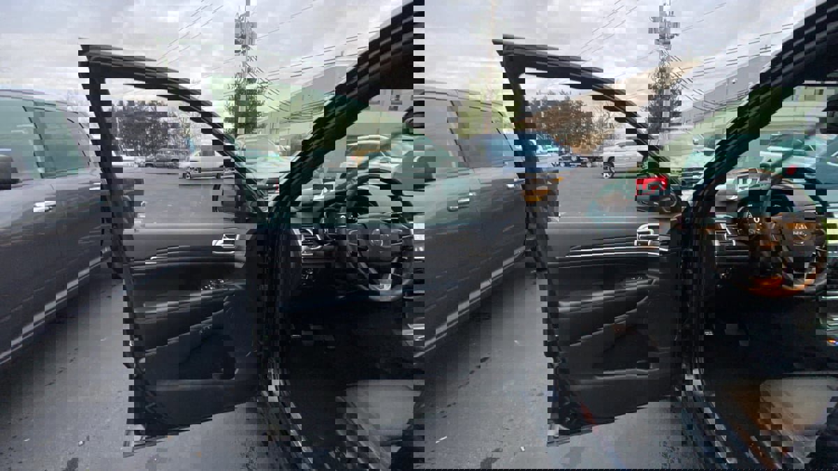 Used 2020 Jeep Grand Cherokee Limited image 20