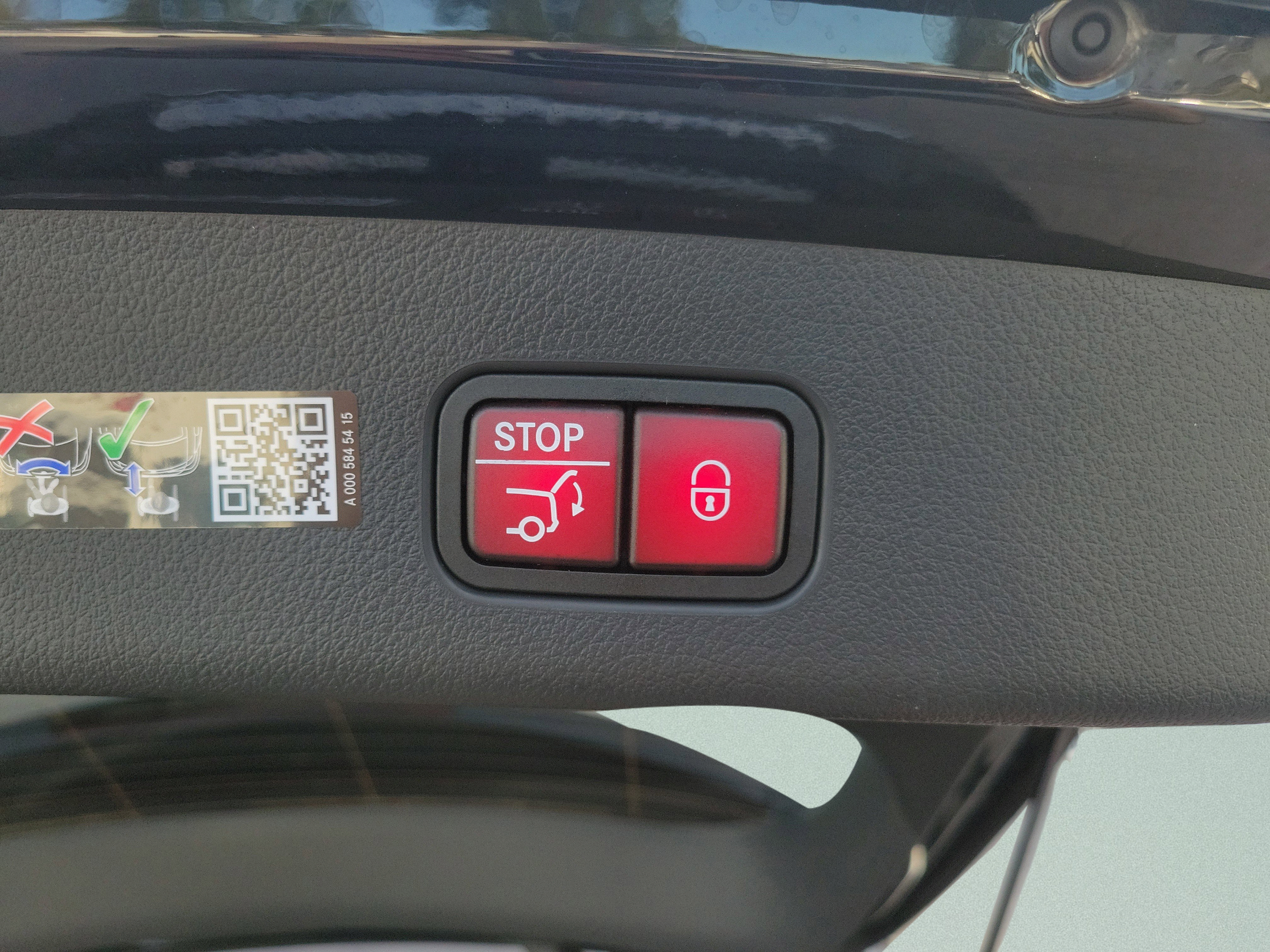 Certified 2026 Mercedes-Benz GLC 300 image 28