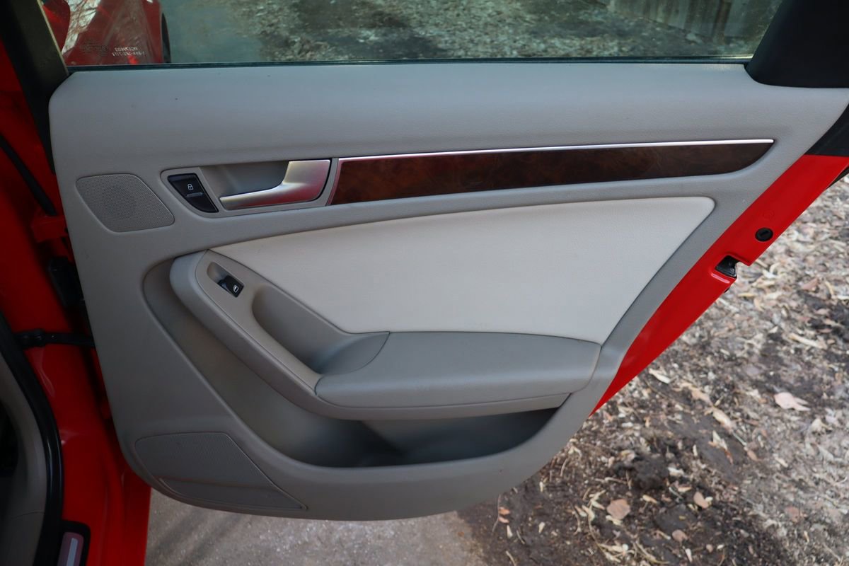 Used 2011 Audi A4 2.0T Premium image 23