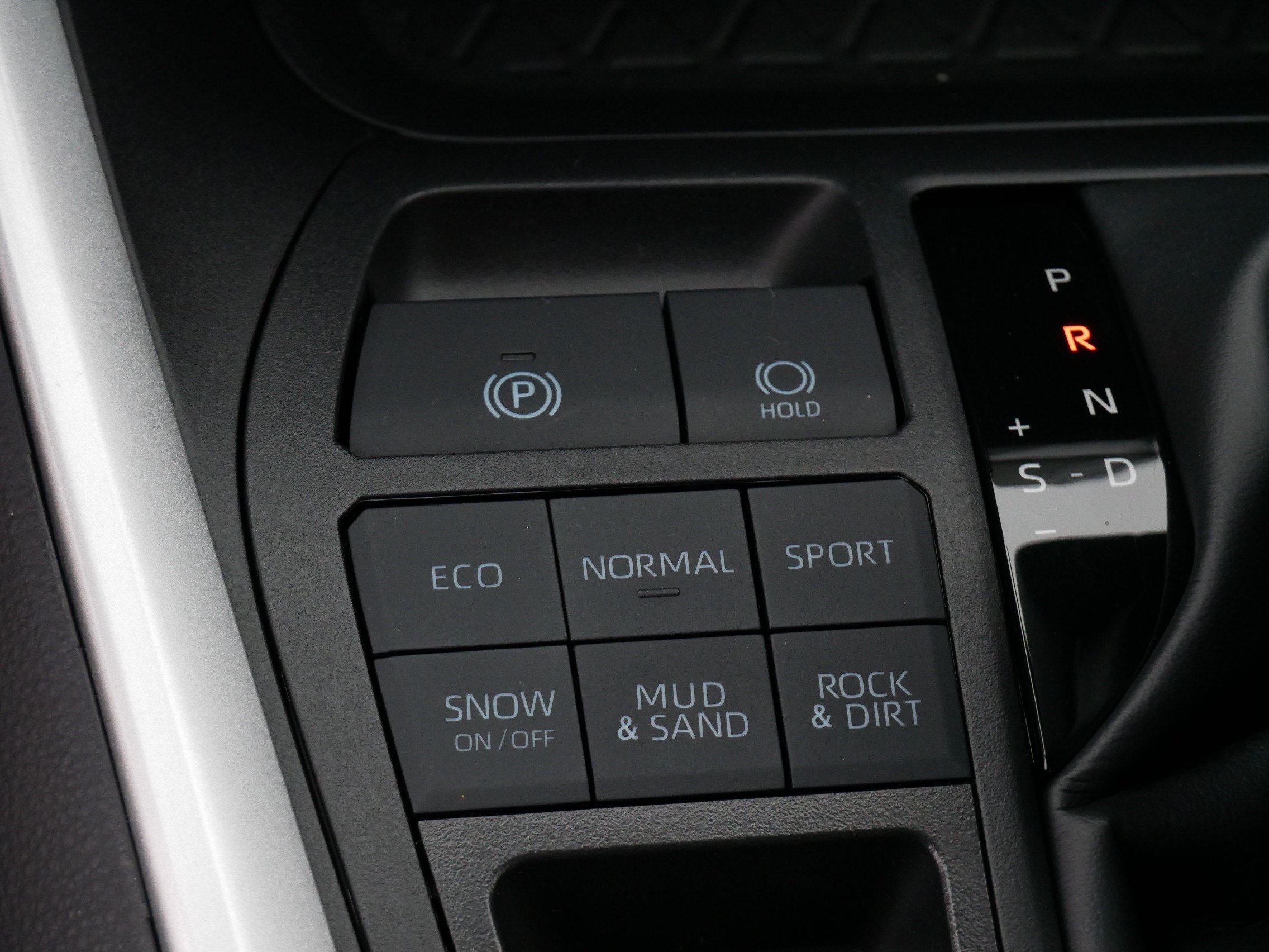 Used 2025 Toyota RAV4 XLE Premium AWD/4WD image 28