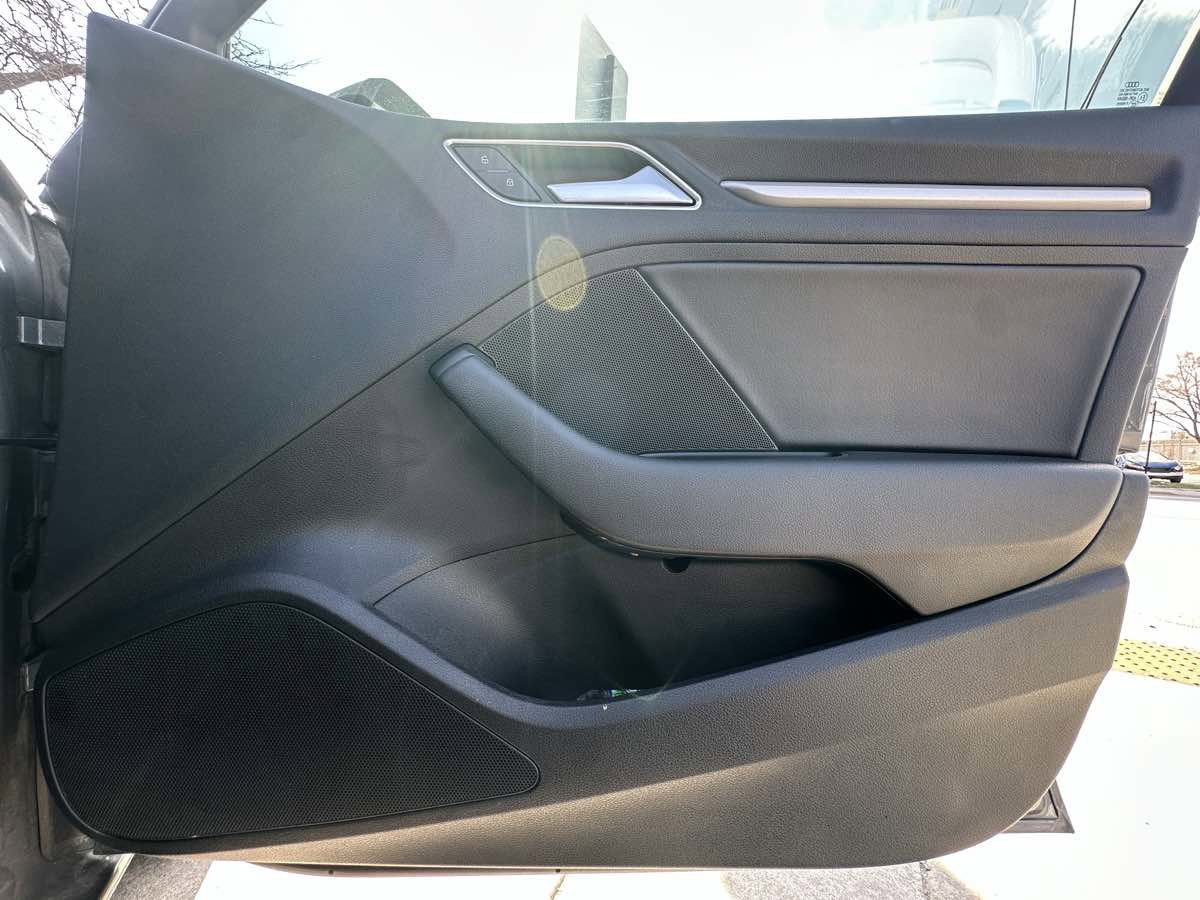 Used 2017 Audi A3 2.0T Premium w/ Convenience Package image 29