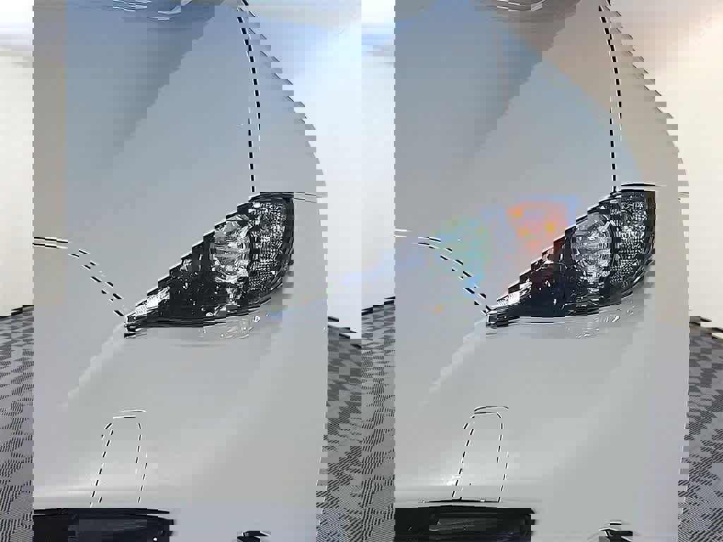 Used 2017 MAZDA MX-5 Miata RF Club image 8