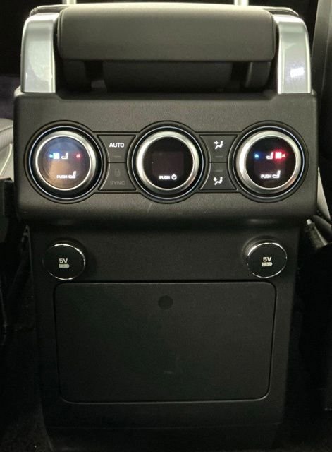 Used 2020 Land Rover Discovery HSE AWD/4WD image 21