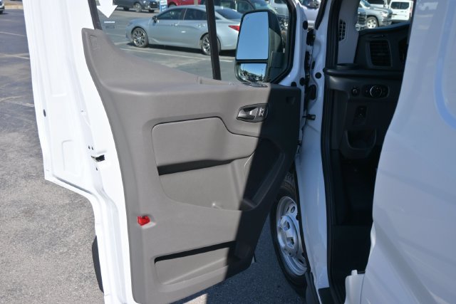 New 2027 Ford Transit 250 148 Medium Roof RWD image 11