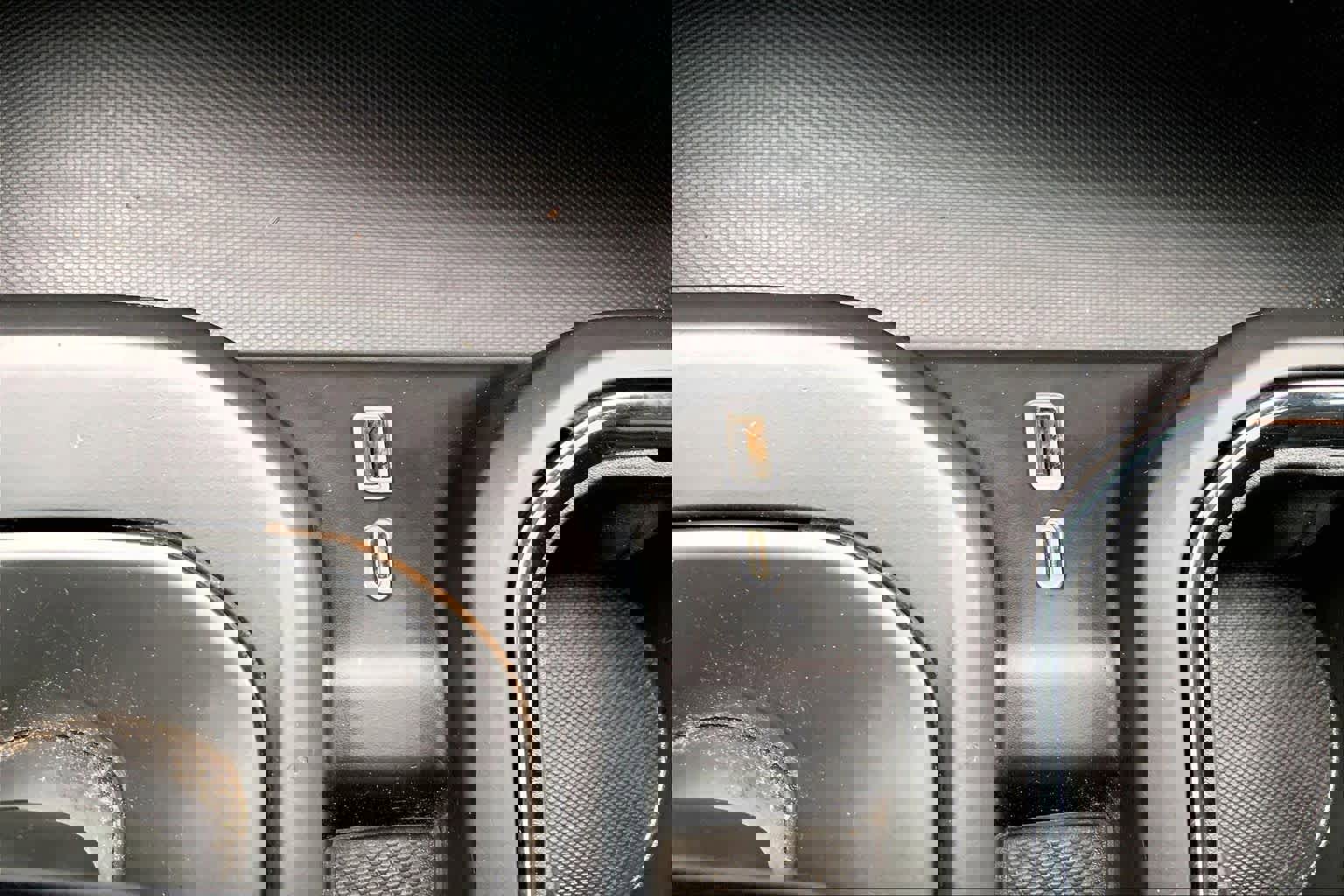 Used 2024 GMC Sierra 1500 AT4 w/ Technology Package image 35