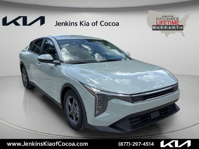 New 2026 Kia K4 FWD image 12