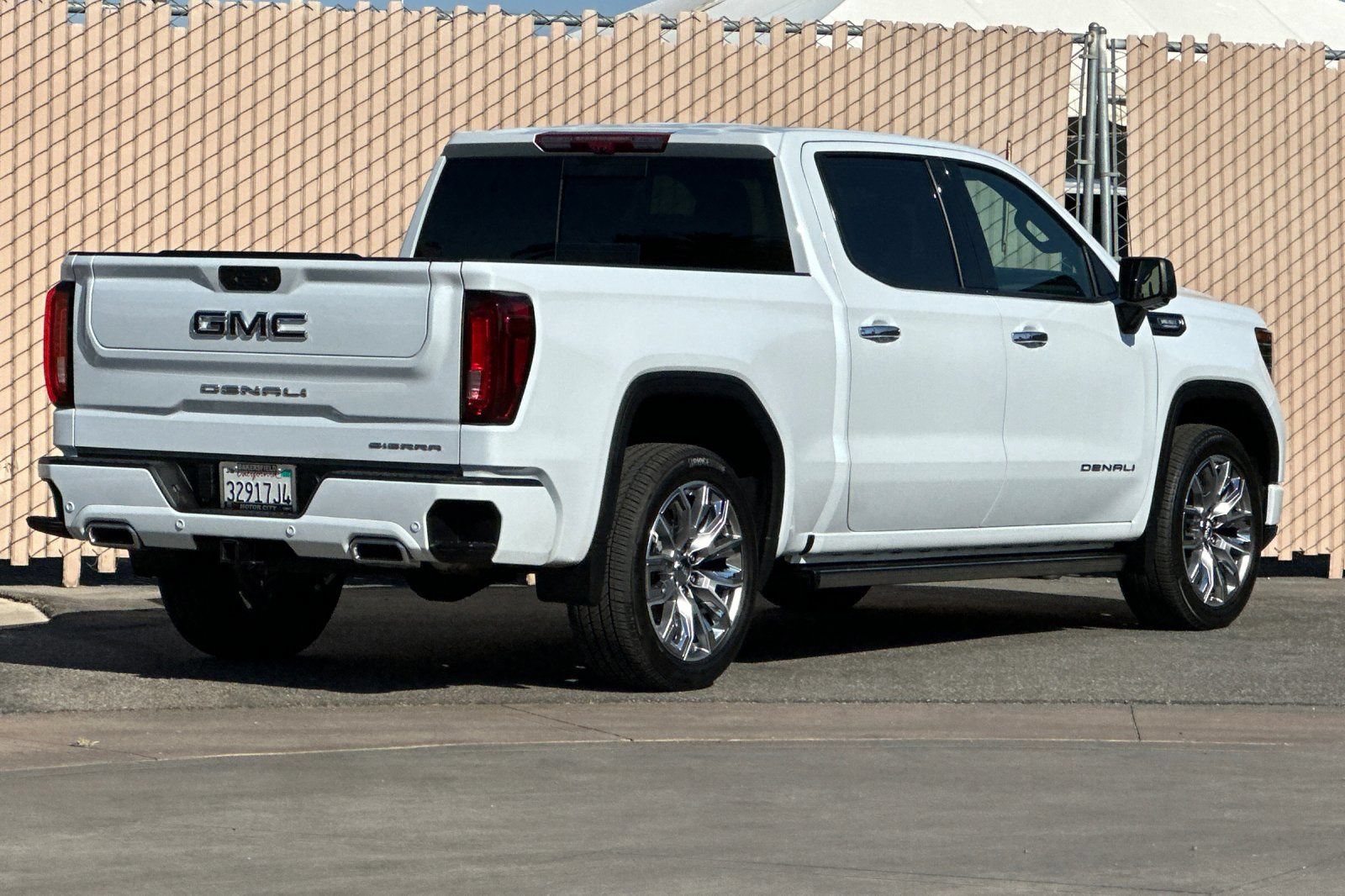 Used 2026 GMC Sierra 1500 Denali AWD/4WD image 4