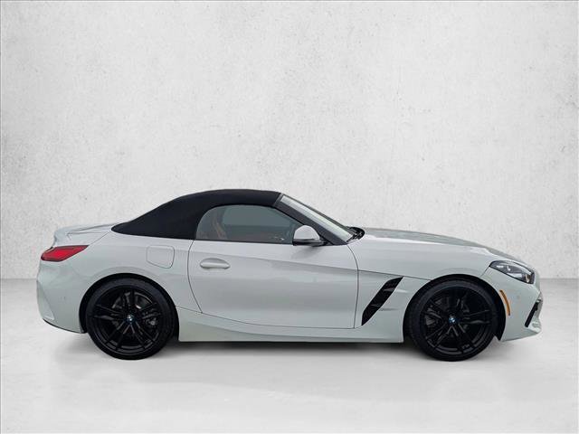 Used 2021 BMW Z4 sDrive30i w/ M Sport Package image 4