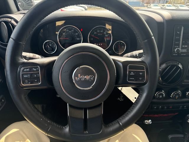 Used 2017 Jeep Wrangler Unlimited Rubicon image 17