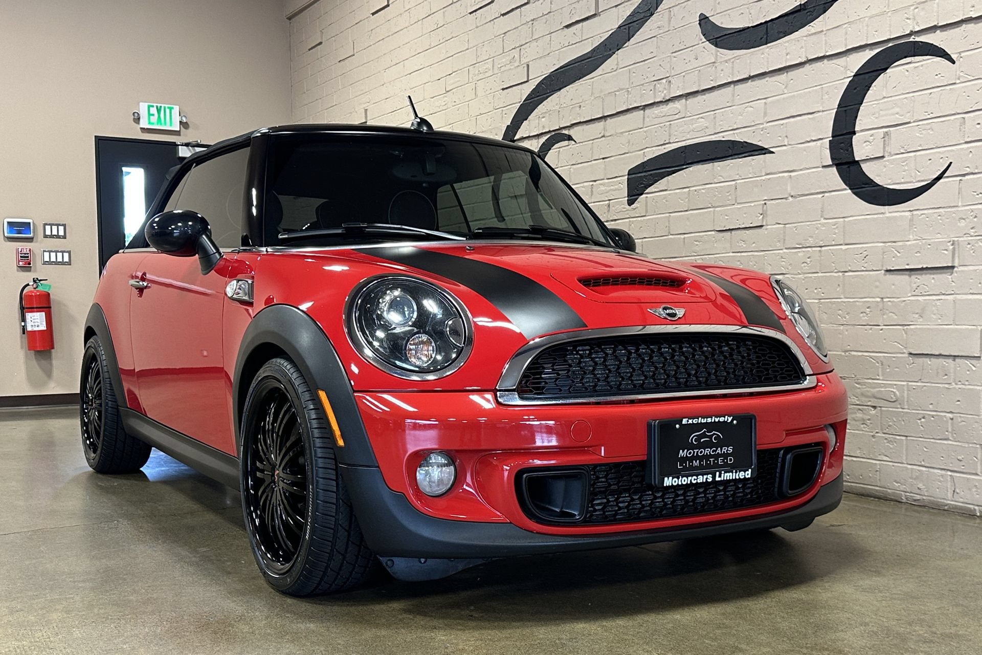 Used 2014 MINI Cooper S FWD image 14