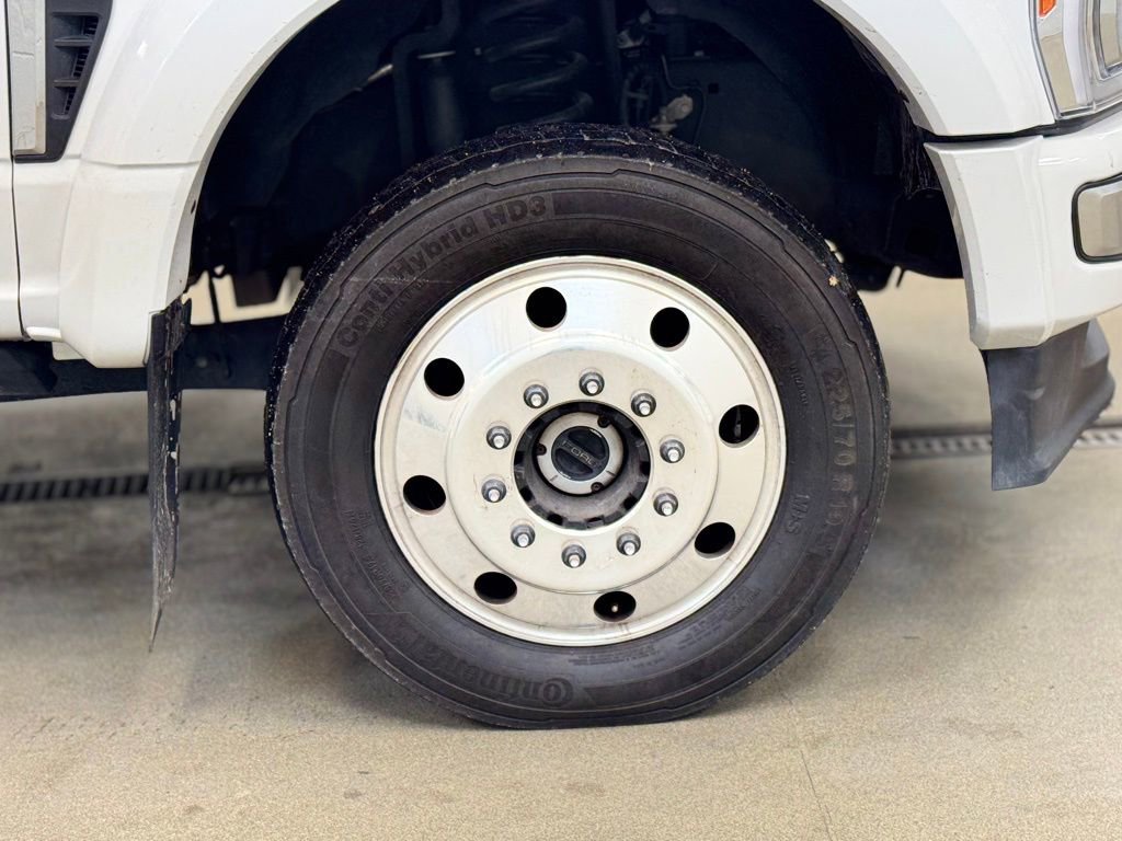 Used 2023 Ford F450 Limited w/ FX4 Off-Road Package image 4