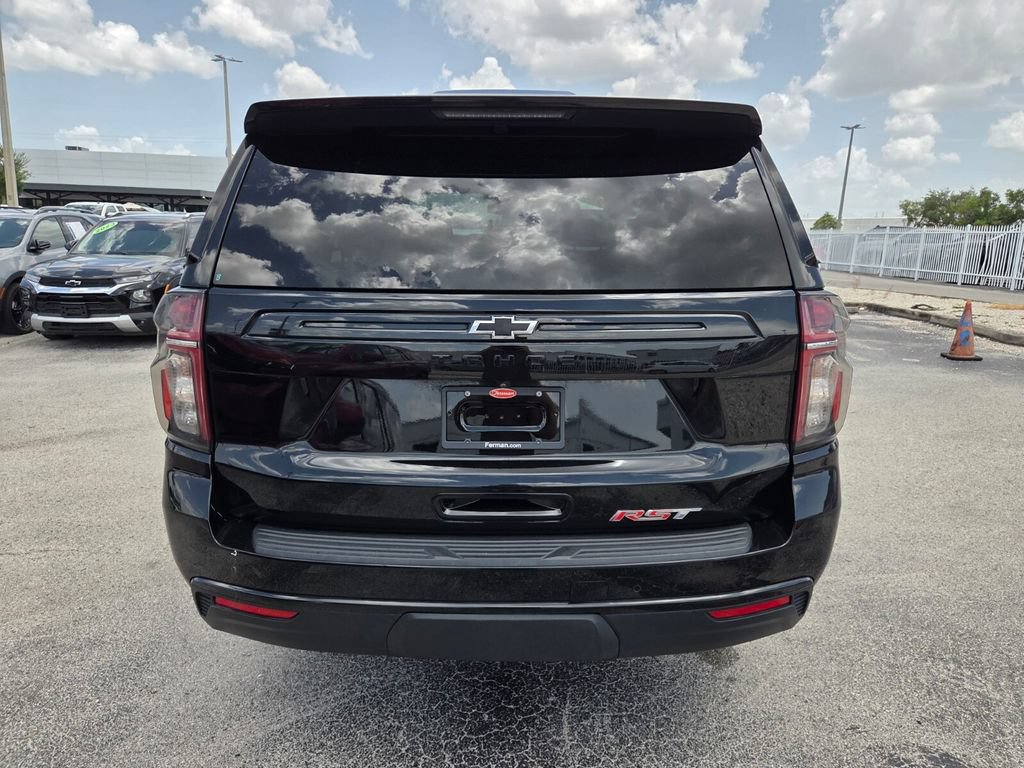 Used 2023 Chevrolet Tahoe RST RWD image 12
