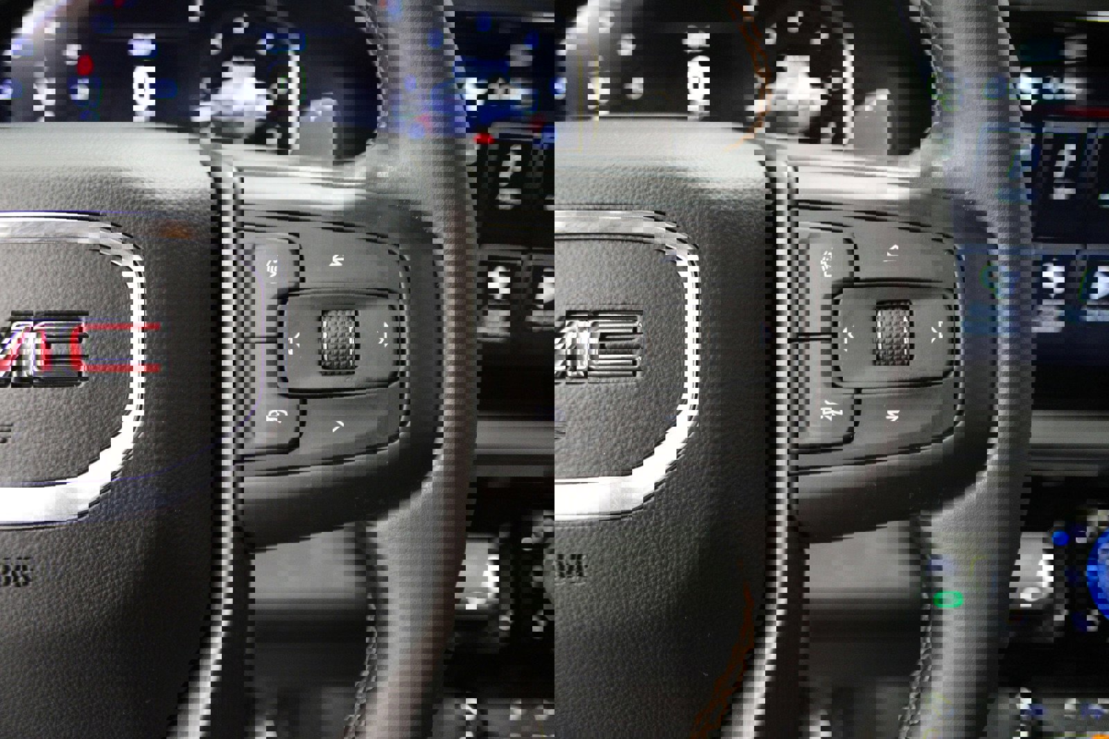 Used 2024 GMC Sierra 1500 AT4 w/ Technology Package image 25