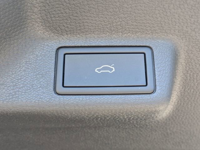 New 2025 Volkswagen ID. Buzz Pro S RWD image 14