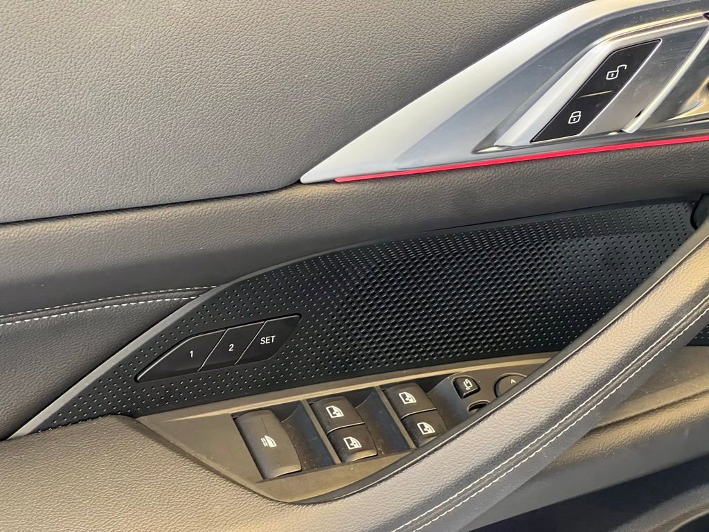 Used 2021 BMW M440i Convertible w/ Premium Package image 15